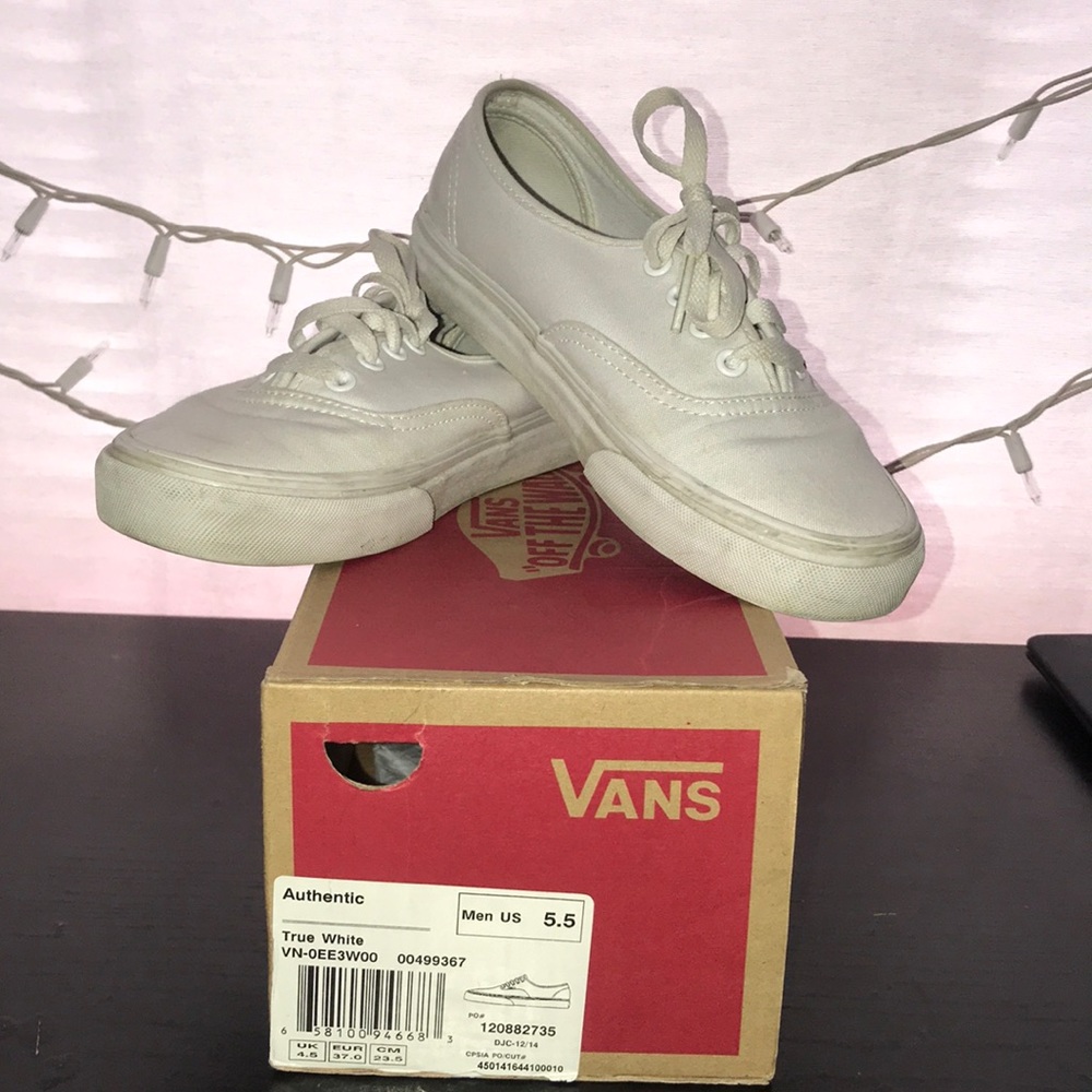 Vans True White